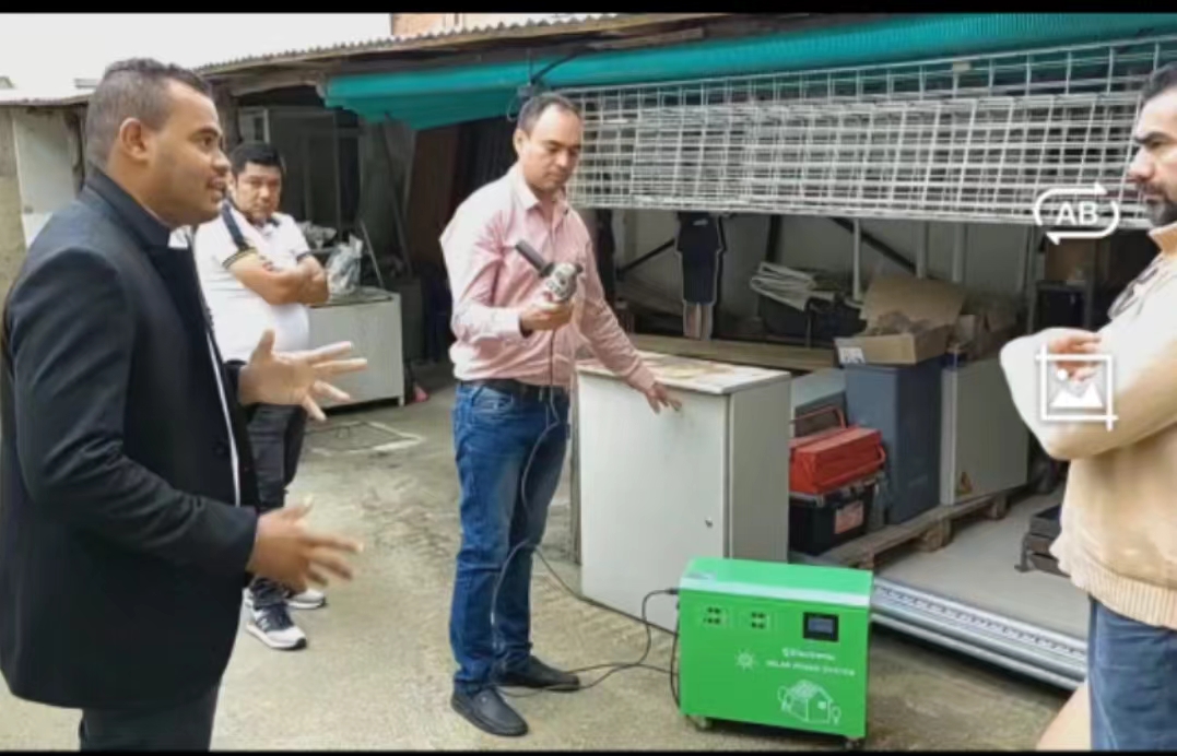 1000W portable solar power generators has been successfully project